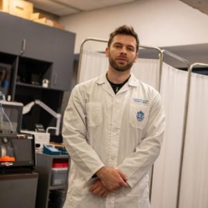 Dr. Daniel Solomons